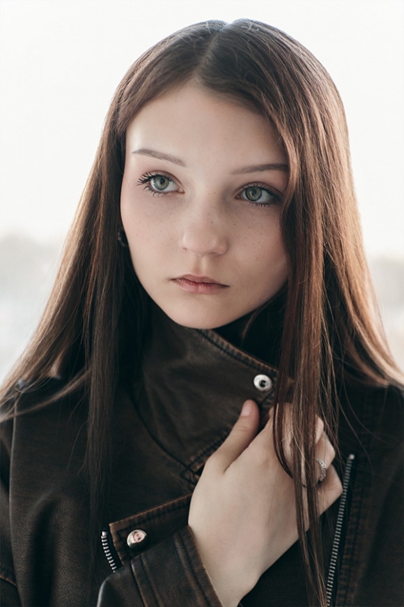 AYA 9